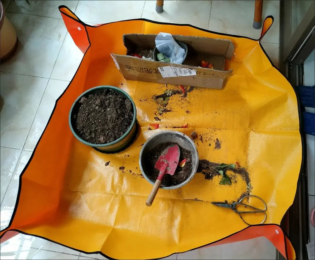 GardenMat - Kit Completo de Transplante e Jardinagem Dobrável e Impermeável com Ferramentas e Pulverizadores